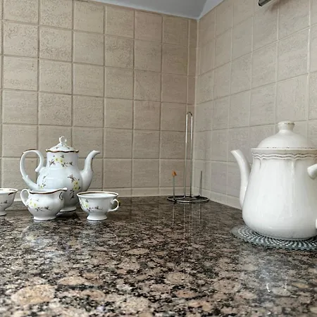 Movie - Charming Place, 15 Minutes To Old Town & 5 Minutes To Seaside Homestay szállás *